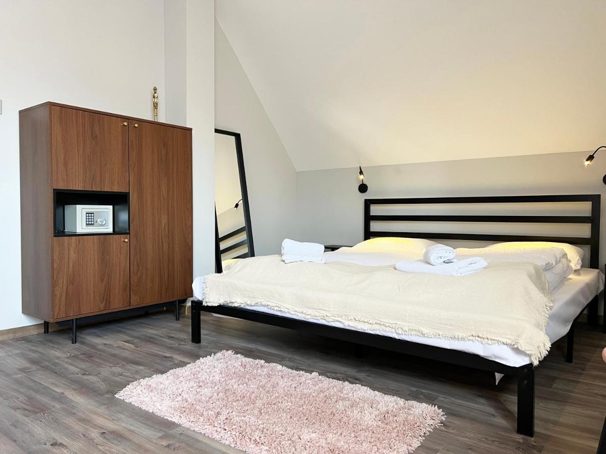 Nussbaum Panzio Hotell Keszthely Exteriör bild