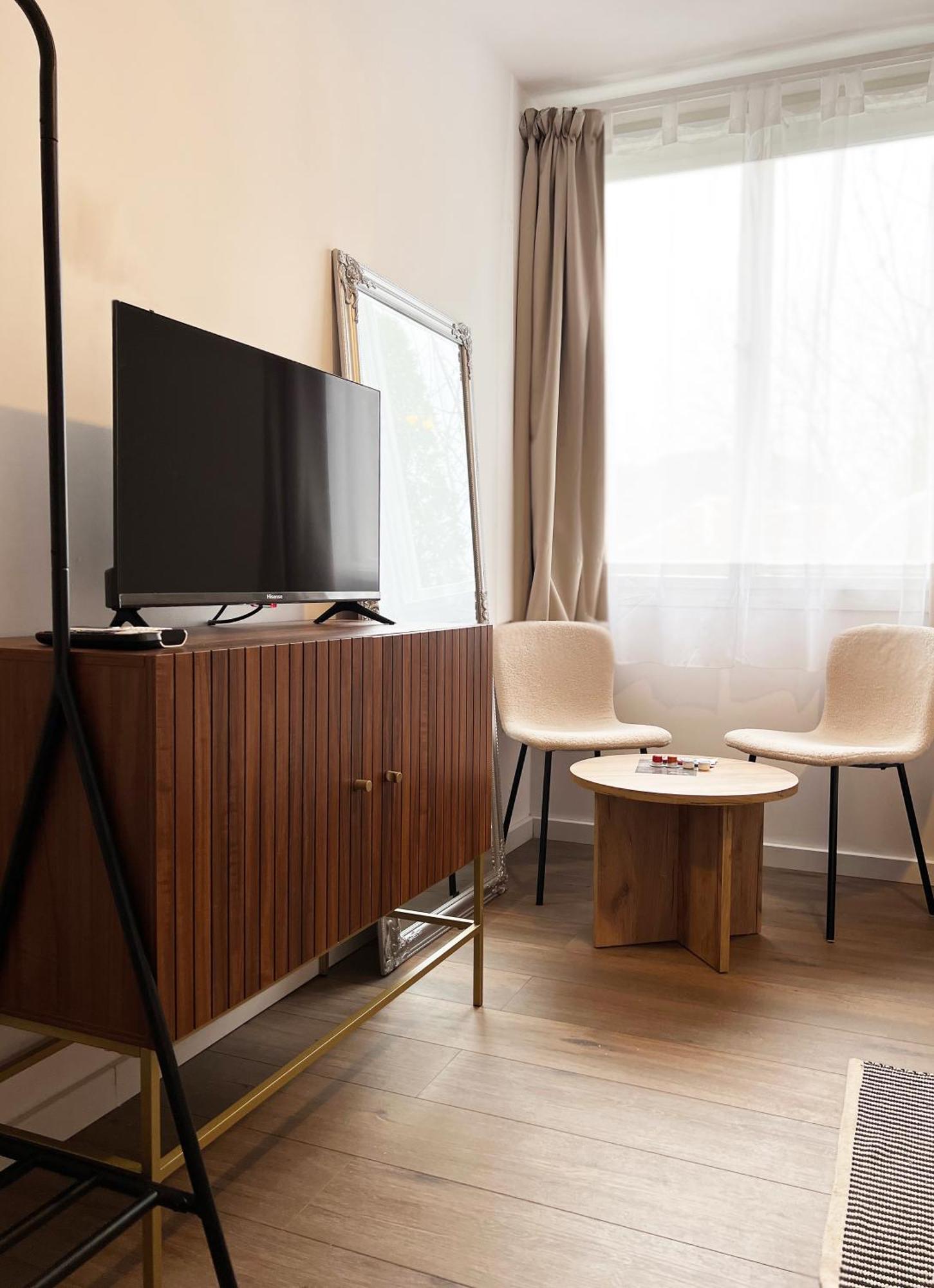 Nussbaum Panzio Hotell Keszthely Rum bild