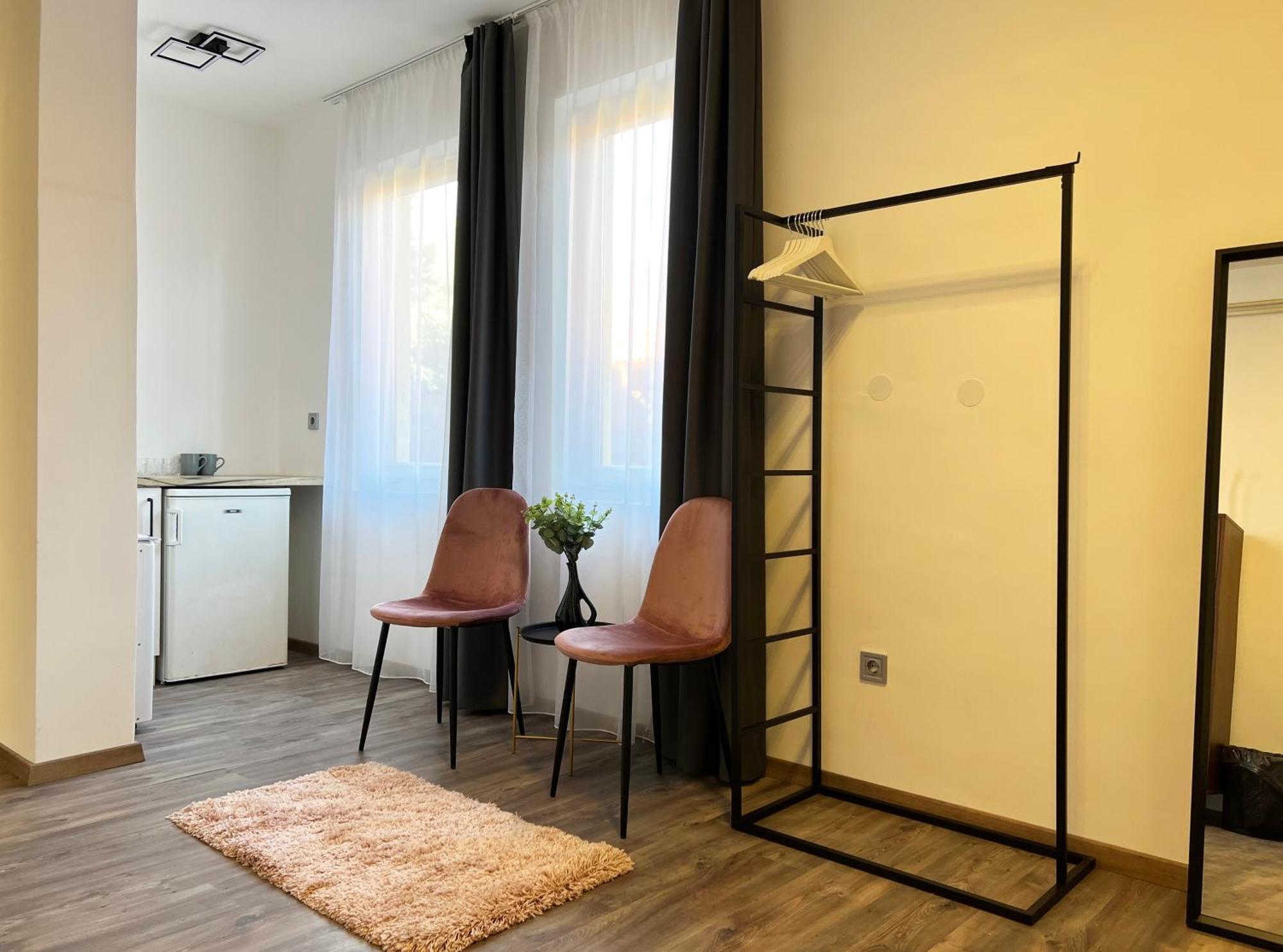 Nussbaum Panzio Hotell Keszthely Rum bild